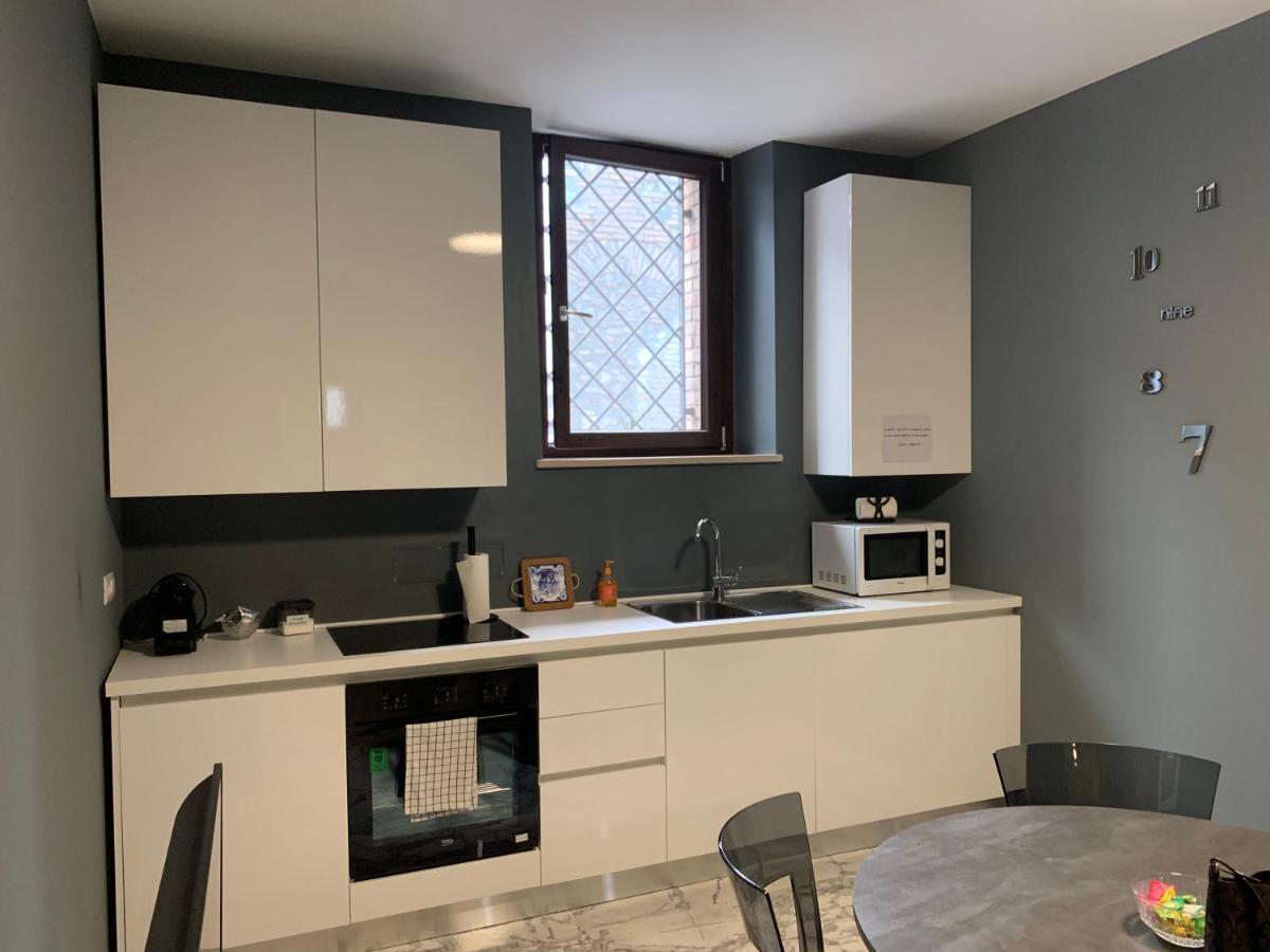 Modern City Center Apartment Benevento Kültér fotó